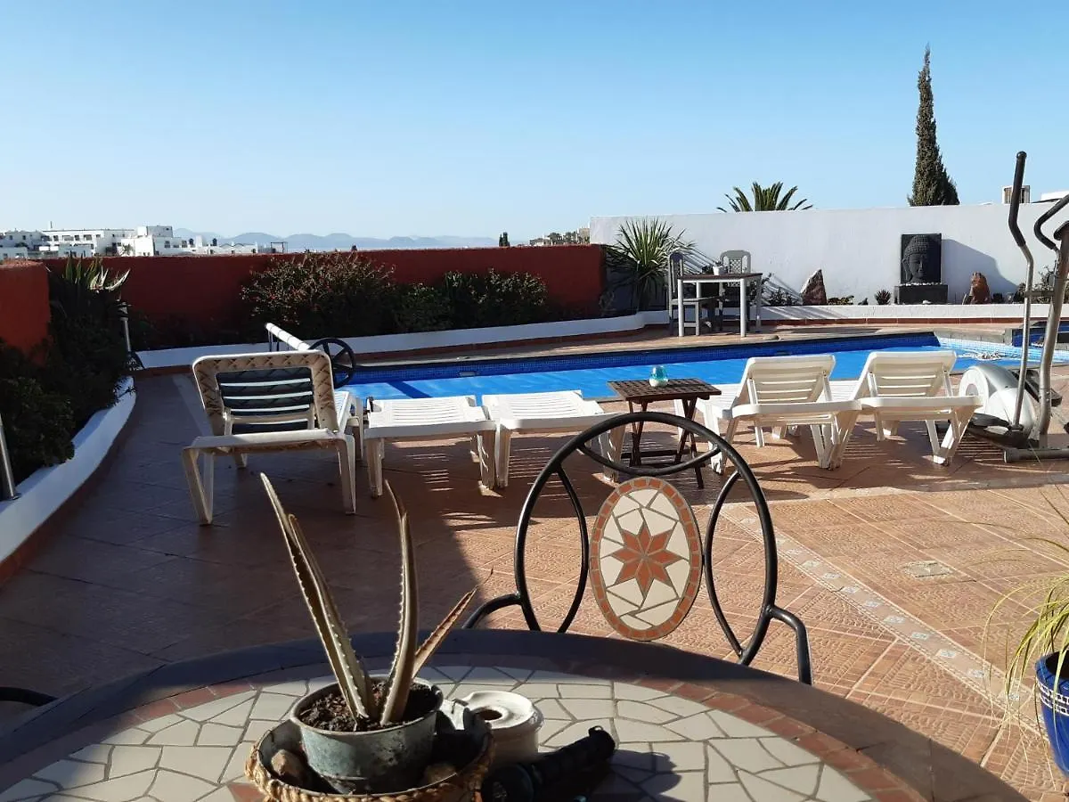 Villa Extremely Private Villa, Heated Pool & Jacuzzi, Pool Wet Bar, Great Views. Playa Blanca